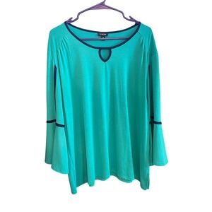 Links Women's 1X Teal Top with Navy Trim, Bell Sleeve, Keyhole Neck NWT‎